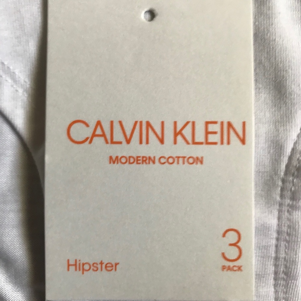 Girls Calvin Klein Hipster pack of 2!! - Picture 4 of 6